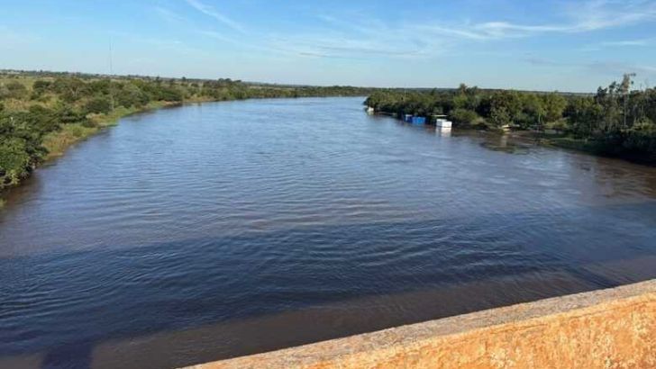 Médica pula de ponte e desaparece no rio Ivinhema