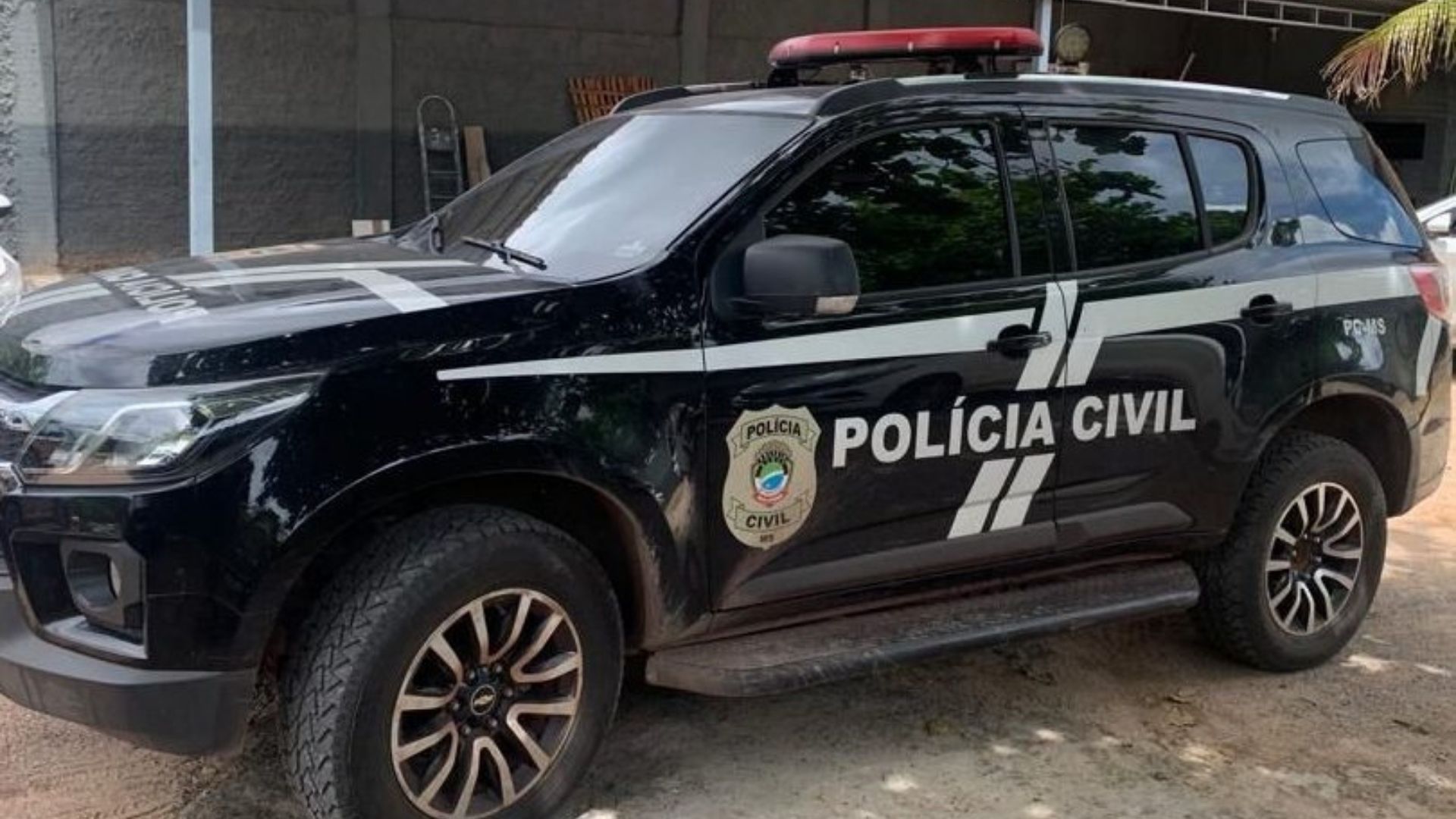 H&oacute;spede agride e rouba conhecido em sua pr&oacute;pria casa em Lad&aacute;rio