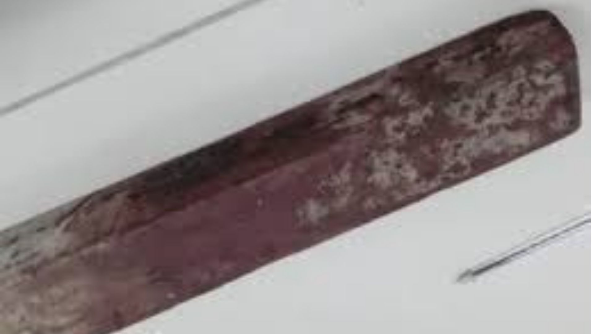 Homem ataca irm&atilde;o a pauladas durante briga por dinheiro no Noroeste 